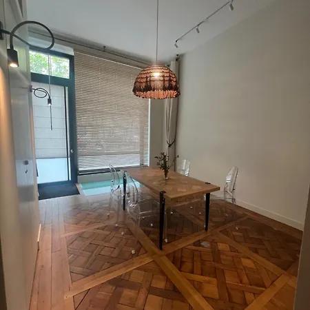 Apartment Tour Eiffel